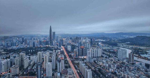 深圳，广东省的地理区域概述