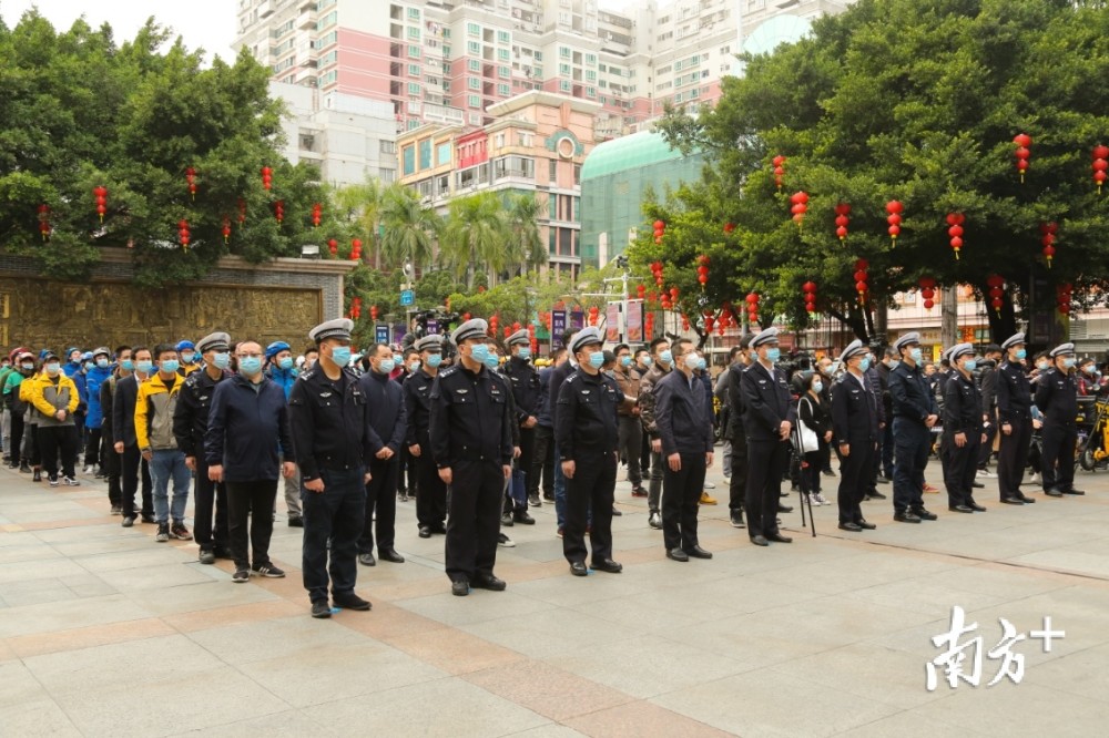 广东深圳警官，城市安全的守护者