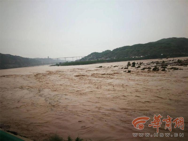 榆林暴雨来袭，影响与应对挑战